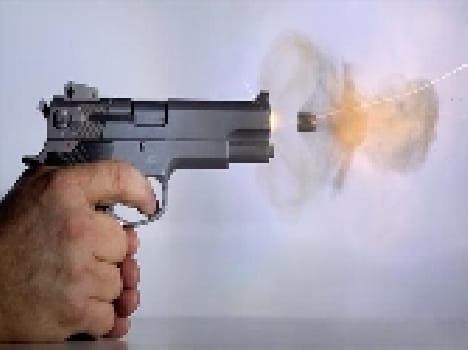 policeman gun pointed on parshad in shahpur